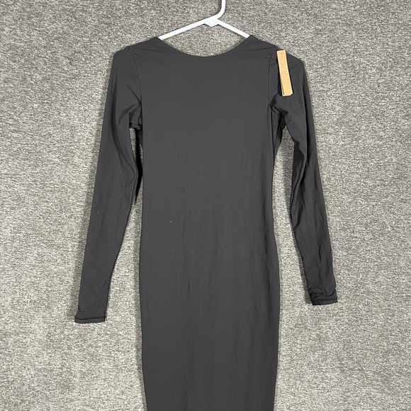 Skims Dress Womens Small Black Fits Everybody Low Back Long Sleeve Bodycon Maxi Skims Dress Womens Small Black Fits Everybody Low Back Long Sleeve Bodycon Maxi